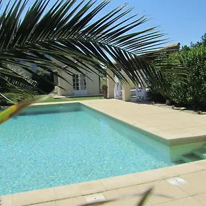 appartement-dans-mas-provenal-avec-piscine.fr-provencehotel.com/